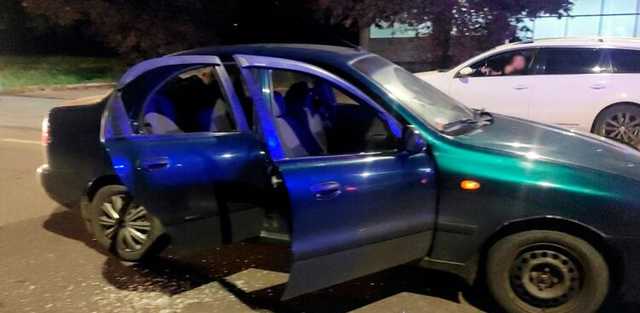 В Черновцах задержали хулигана, стрелявшего в авто с тремя детьми
