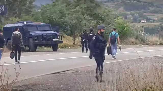 На границе Косово вспыхнули протесты из-за запрета въезда авто на сербских номерах