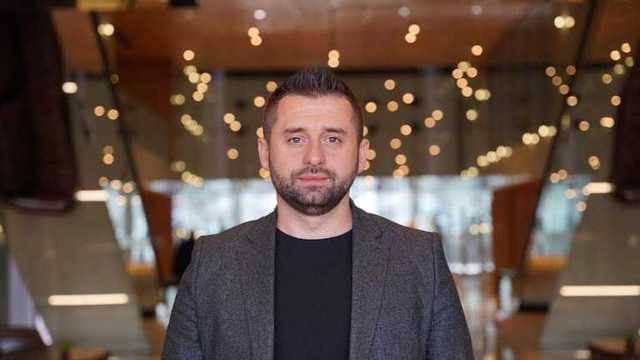 Он жив, здоров, – Арахамия заявил, что общался с Шефиром перед работой