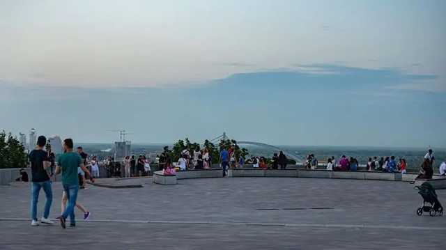 В воскресенье в Украине потеплеет до +23