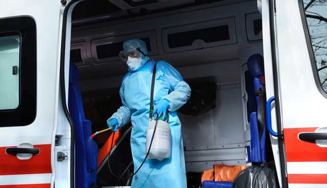 Дончане: «скорые» с больными коронавирусом не заканчиваются