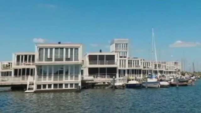 В Нидерландах задержали украинских морских капитанов по обвинению в контрабанде людей