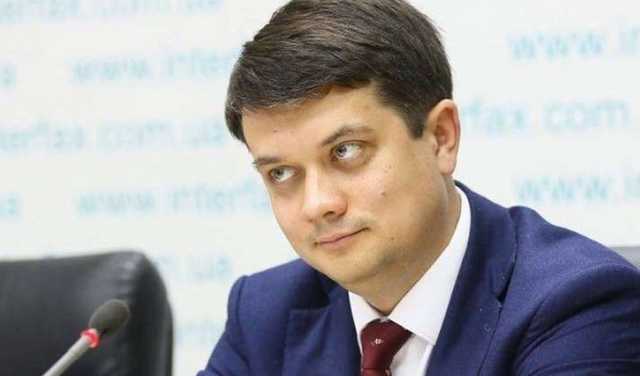 У Порошенко назвали сбор подписей за отставку Разумкова расправой Зеленского