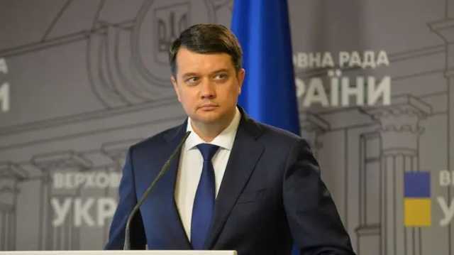 Разумков знает, кто хочет занять кресло спикера Верховной Рады вместо него