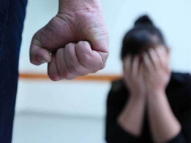 На Киевщине мужчина жестоко избил, а потом изнасиловал женщину