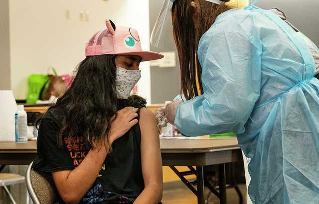 Калифорния станет первым штатом в США, где вакцинируют школьников