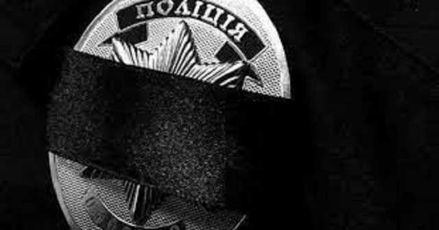 Один правоохранитель убит, второй ранен: появилось видео избиения полицейских в Чернигове