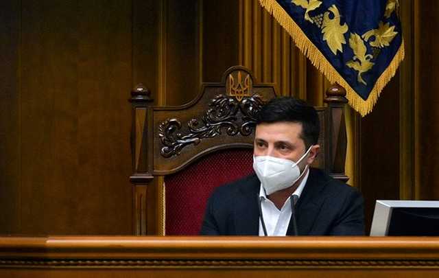 Зеленский призвал ускорить вакцинацию, в частности среди пенсионеров