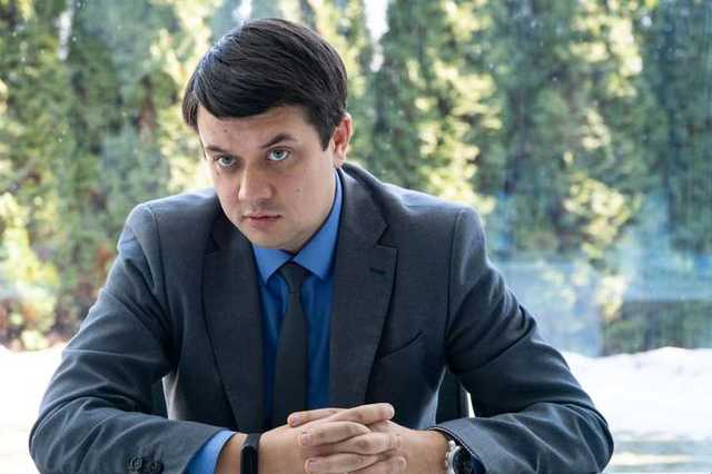 Разумкова отстранили от ведения заседаний Верховной Рады