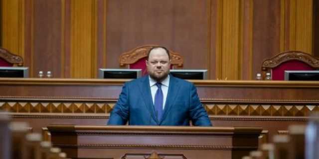 Зеленский уволил Стефанчука с должности представителя президента в Раде
