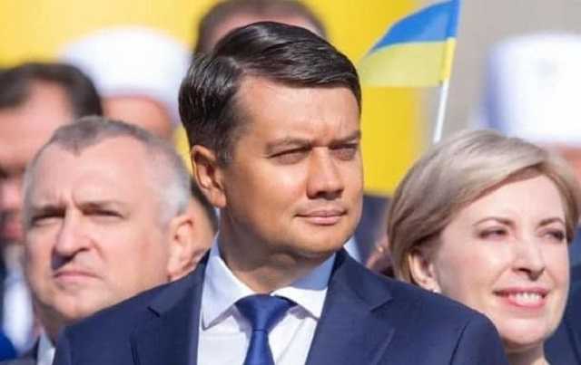 Незаконная отставка: Разумкова решили снимать с должности спикера с двумя грубейшими нарушениями закона