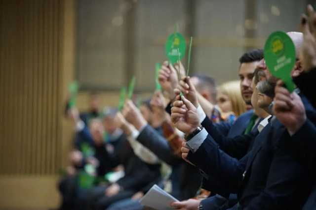 На содержание Слуги народа тратят 345 млн в год