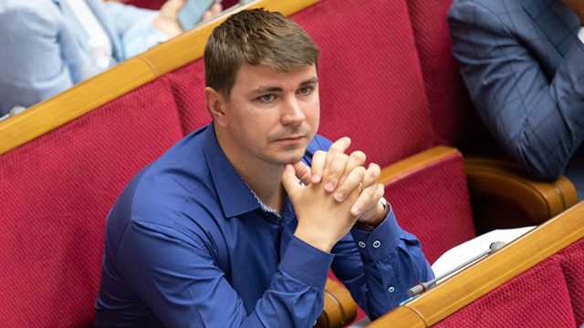 Дело Полякова: в машине с нардепом и Джамбулатовым был еще один человек