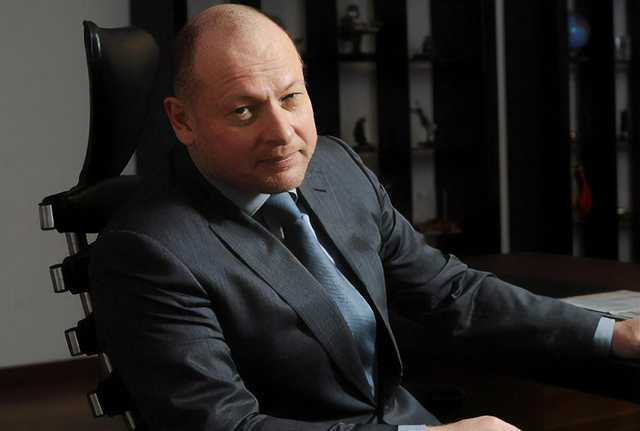 Суд возобновил дело о законности национализации "ПриватБанка" по иску Дубилета