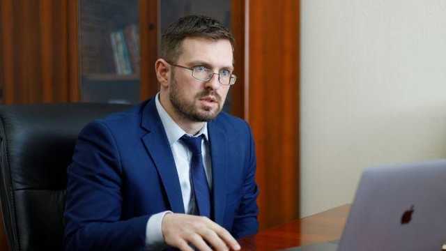 Каникулы в школах могут затянуться: Минздрав предлагает продлить еще на две недели