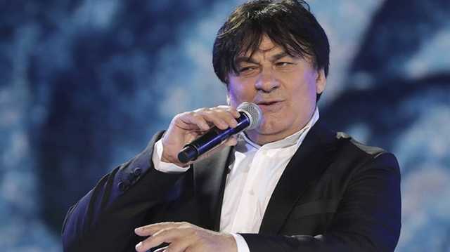 Певец Серов находится в тяжелом состоянии, у него дыхательная недостаточность II степени