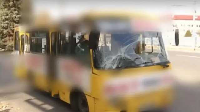 В Луцке столкнулись две маршрутки: пострадали десять человек, среди них - 4-летний ребенок