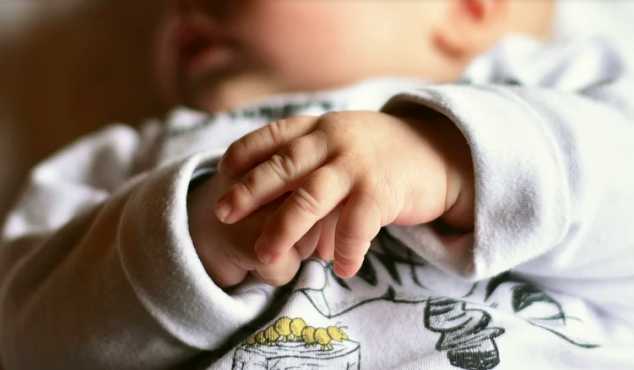 Во Львове Covid-19 заболел трехмесячный младенец