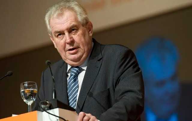 СМИ: В Чехии окружение Земана заподозрили в «сливе» секретной информации