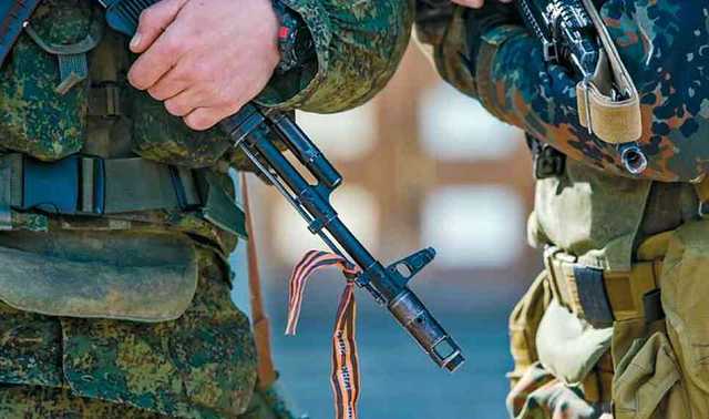 Как допрашивали задержанного ВСУ в Золотом боевика «ЛНР» Косяка: СБУ обнародовала видео