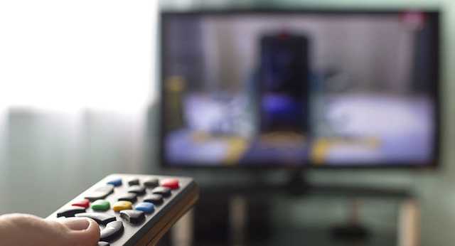 Зачем власти власть над телевизором