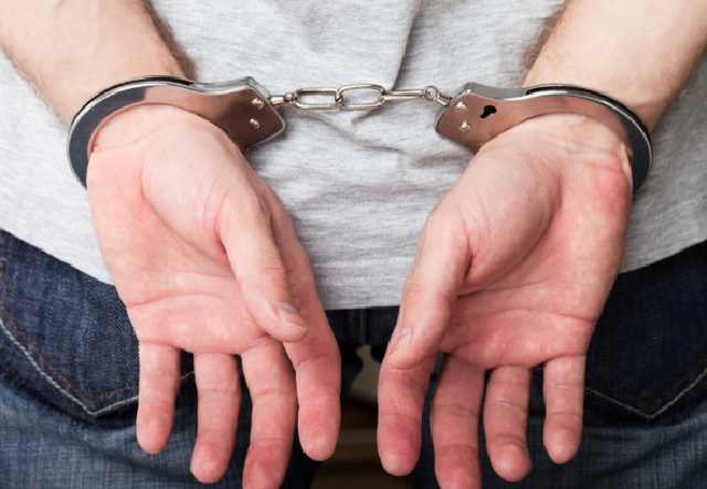 Поджог дома замглавы ОПУ: двух подозреваемых суд отправил под стражу