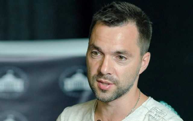 Арестович пригрозил направить украинские ракеты на Москву