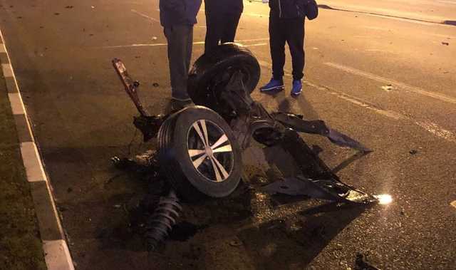 Гонял без удостоверения, авто принадлежит матери: подробности ДТП в Харькове с мажором