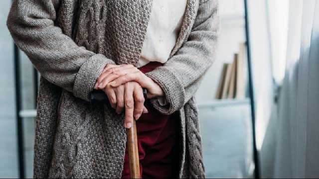 На Запоріжжі чоловік до смерті забив стареньку матір