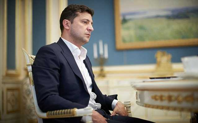 Зеленский поручил СБУ и СНБО разобраться с запретом гастролей артистов из РФ