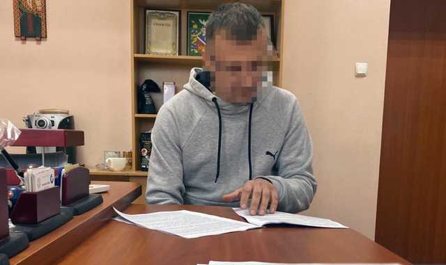 Днепровский таможенник нанес Украине убытков на 16 млн гривен