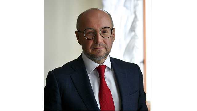 Советник президента Демченко получил "участника боевых действий" за одну командировку: раскрыты детали скандала