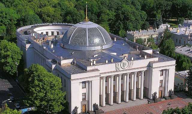 Рада планирует лишить ОАСК права отменять решения Кабмина