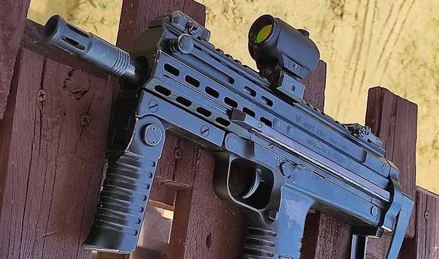 Украинский пистолет-пулемет "Форт-230" проходит заводские испытания