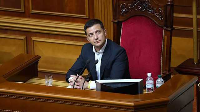 Ротация касается не только бойцов, – Зеленский в Раде перед назначением новых министров