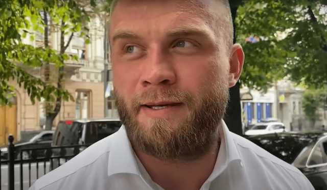 "Арахамия говорит на языке джунглей", — "слуга" Дмитрук о возможном исключении из фракции