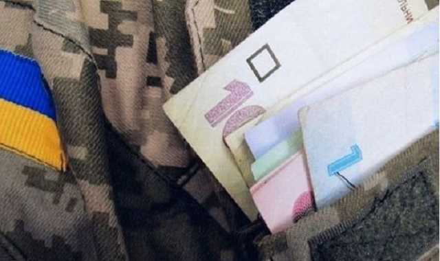 Минимальная пенсия 7800: кто получит дополнительные выплаты с 1 января