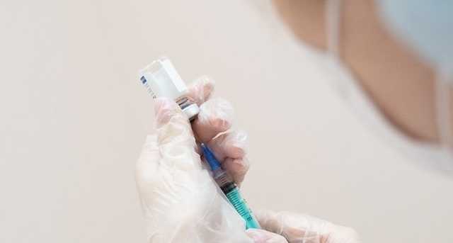 В Украине за сутки сделали COVID-вакцинацию более 130 тысяч человек