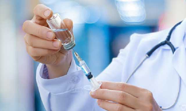 Не від коронавірусу. В Україні випробовують нові препарати AstraZeneca, Pfizer та Janssen