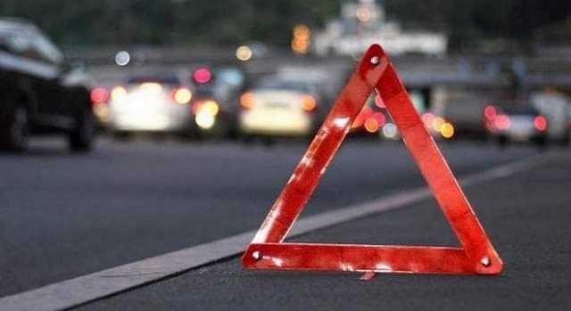 В Киеве мужчина погиб, перебегая восьмиполосную дорогу в домашних тапочках