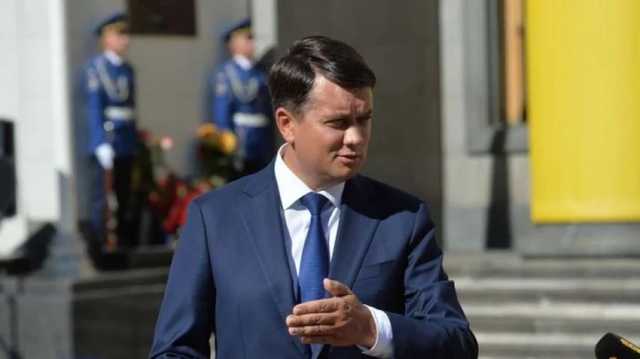 Разумков повторил известный совет Зеленского Порошенко