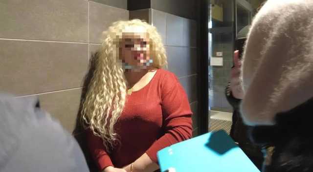 В Киеве задержали "сваху", которая незаконно выдавала замуж украинок за иностранцев