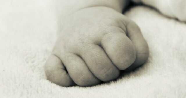 Из носа пошла кровь: под Тернополем при загадочных обстоятельствах умер одномесячный малыш