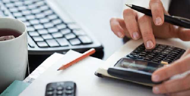 Украинцы по-новому будут платить налоги со своих зарплат, увеличат ставки и для "ФОПов"