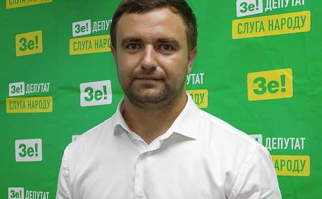 Нардеп Ковалев арендует BMW стоимостью в 2,7 млн гривен