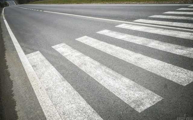 Погиб на месте ДТП: во Львове грузовик сбил насмерть пешехода