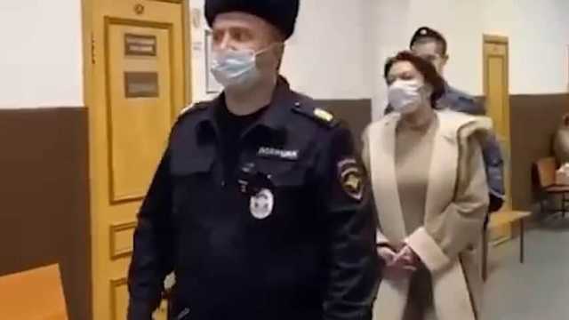 В Москве и в наручниках: появилось новое видео с «министром культуры» Крыма