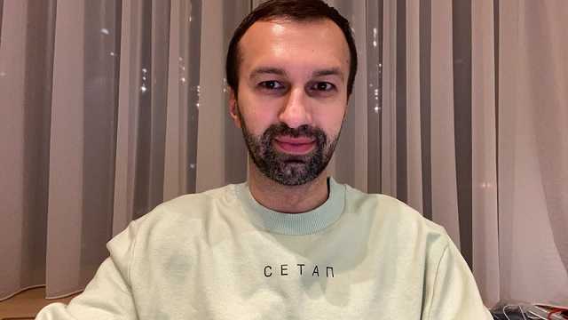 Лещенко пообіцяв прокачати “Слуг народу” після офіційного працевлаштування в ОП