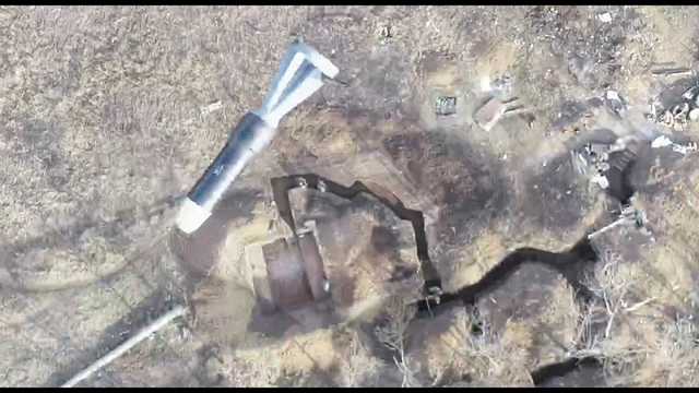 Появилось видео удара с воздуха по боевикам на Донбассе