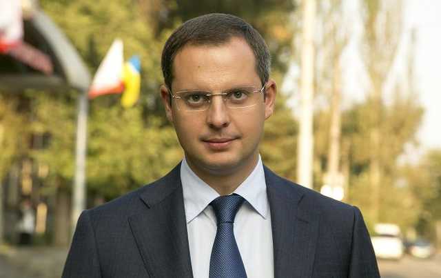 Зеленский назначил заместителем главы ОП человека Ахметова